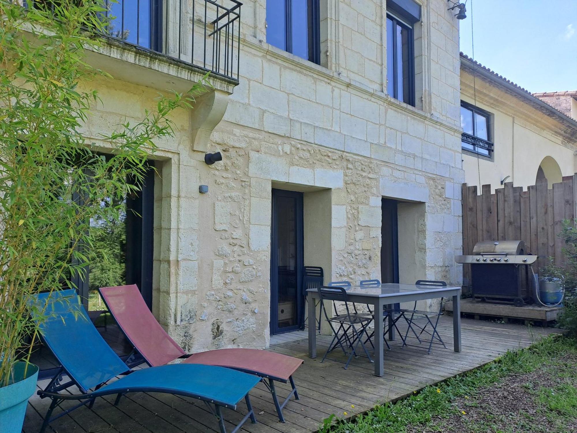 Domaine Ecoline Apartment Sadirac Exterior photo